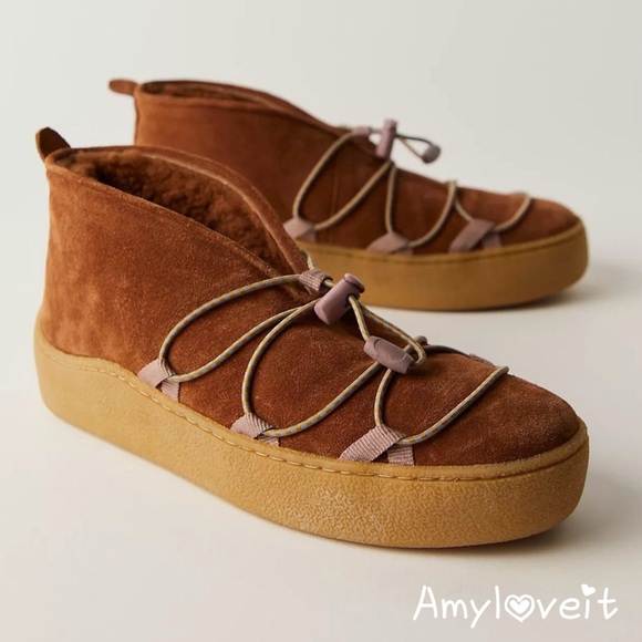 Free People Snowdrop Micro Mukluk Boots - Picture 1 of 6